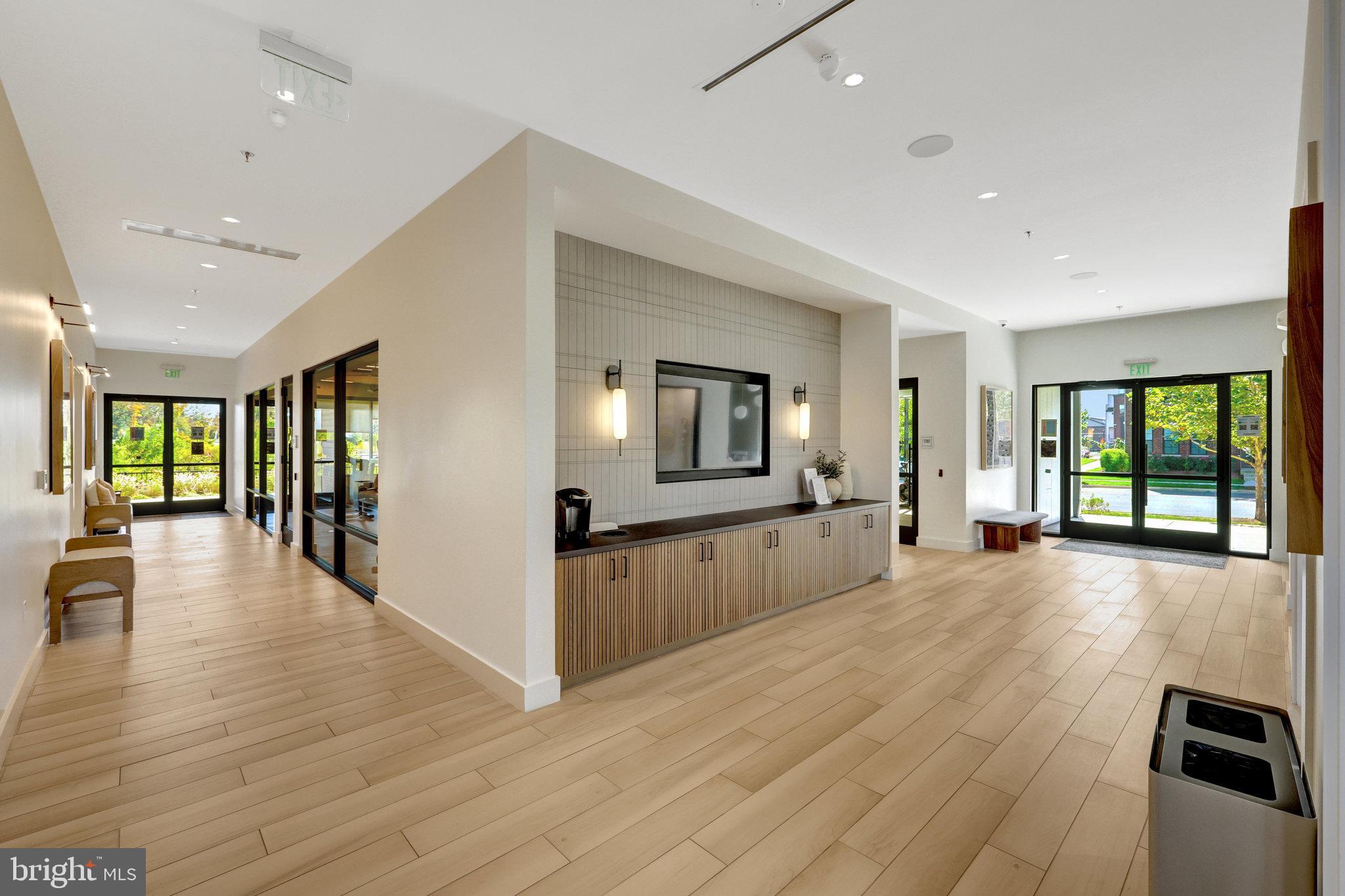 22088 MIDMOORE DRIVE