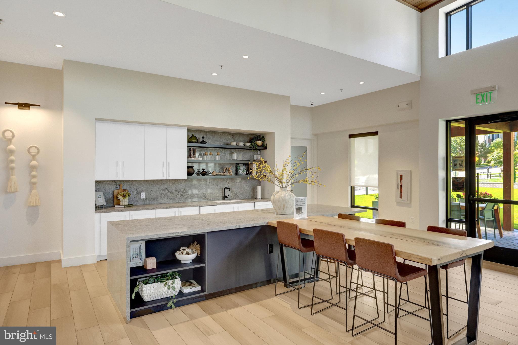 22088 MIDMOORE DRIVE