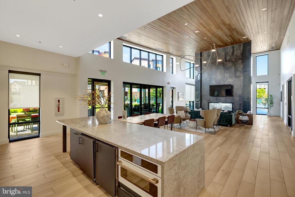 22088 MIDMOORE DRIVE