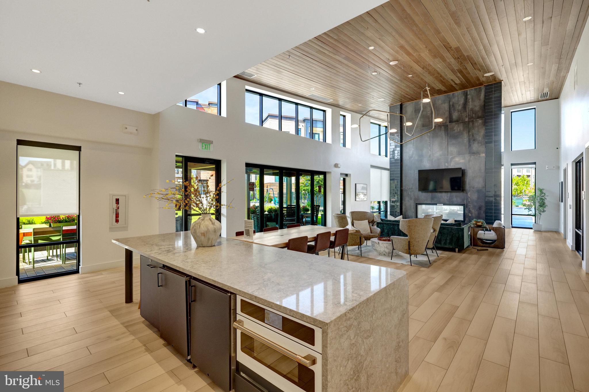 22088 MIDMOORE DRIVE