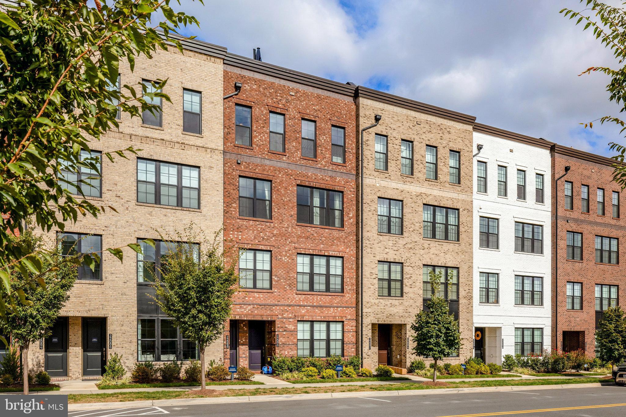 22088 MIDMOORE DRIVE