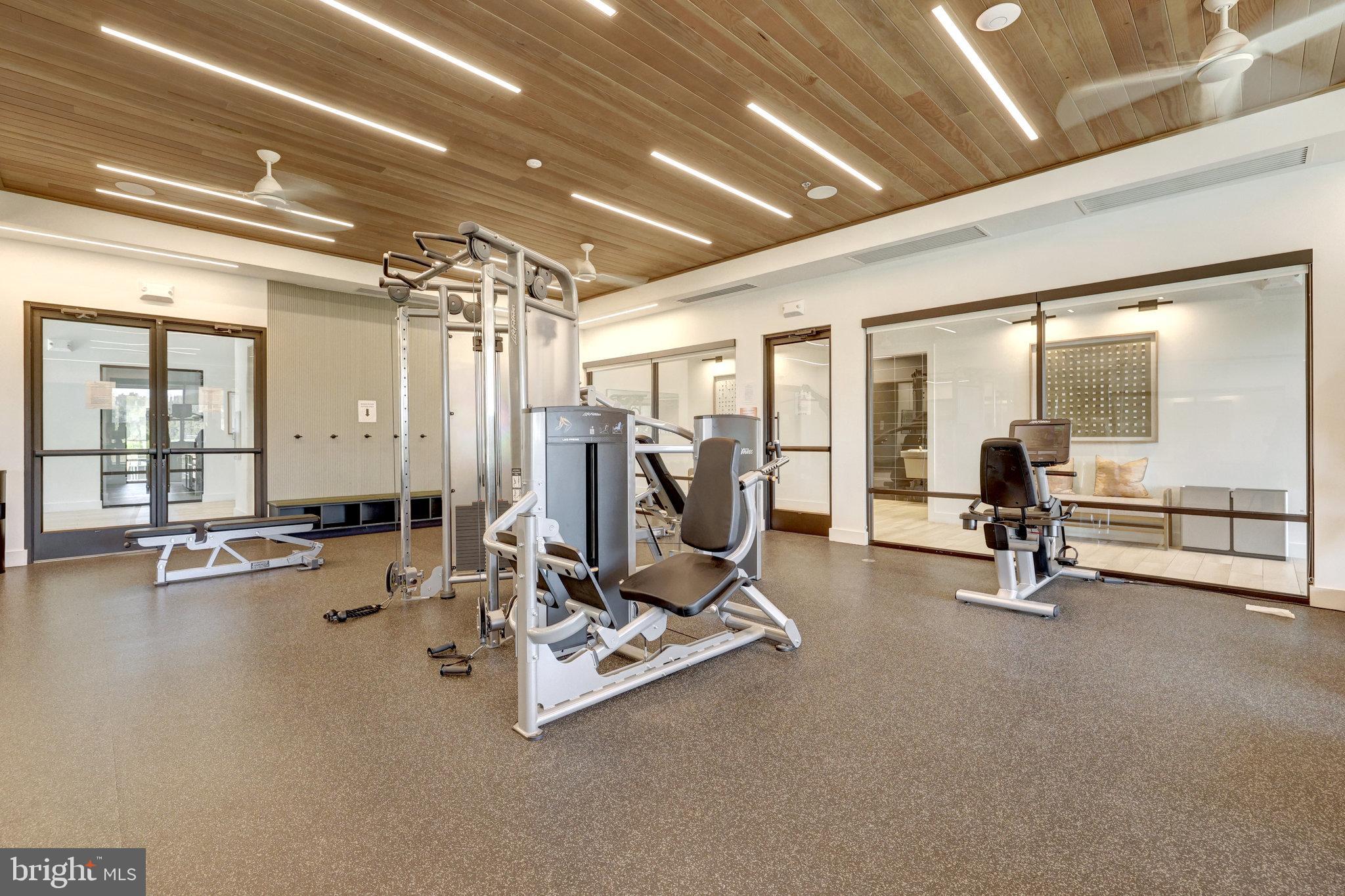 22088 MIDMOORE DRIVE