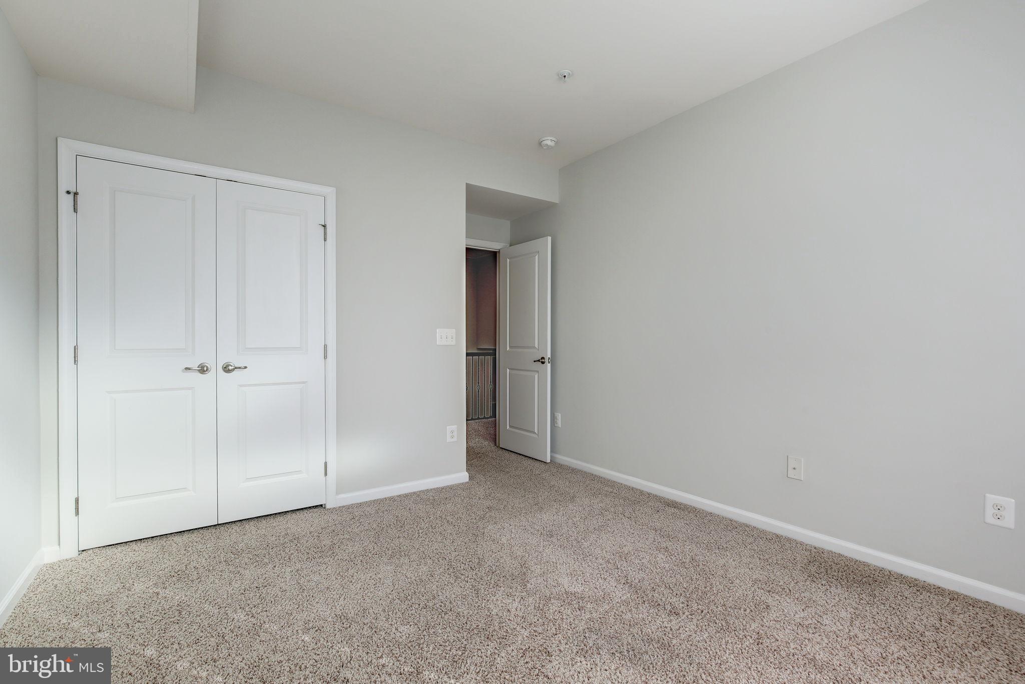 451 KORNBLAU TERRACE SE