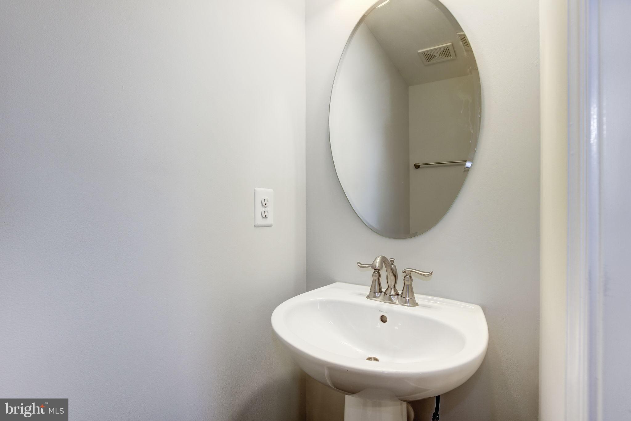 451 KORNBLAU TERRACE SE