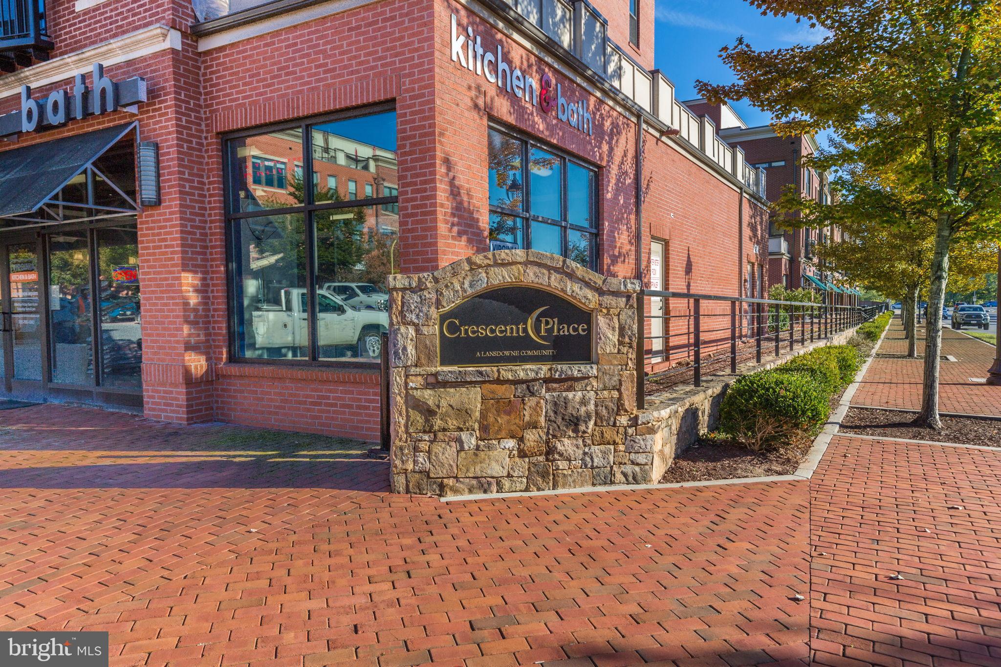 451 KORNBLAU TERRACE SE