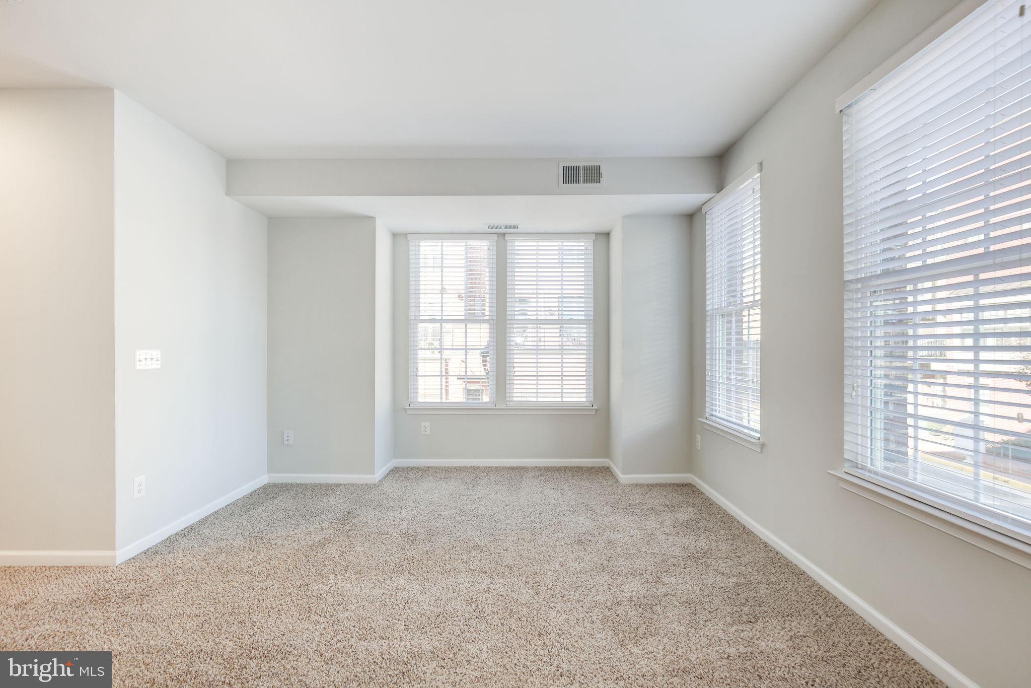 451 KORNBLAU TERRACE SE