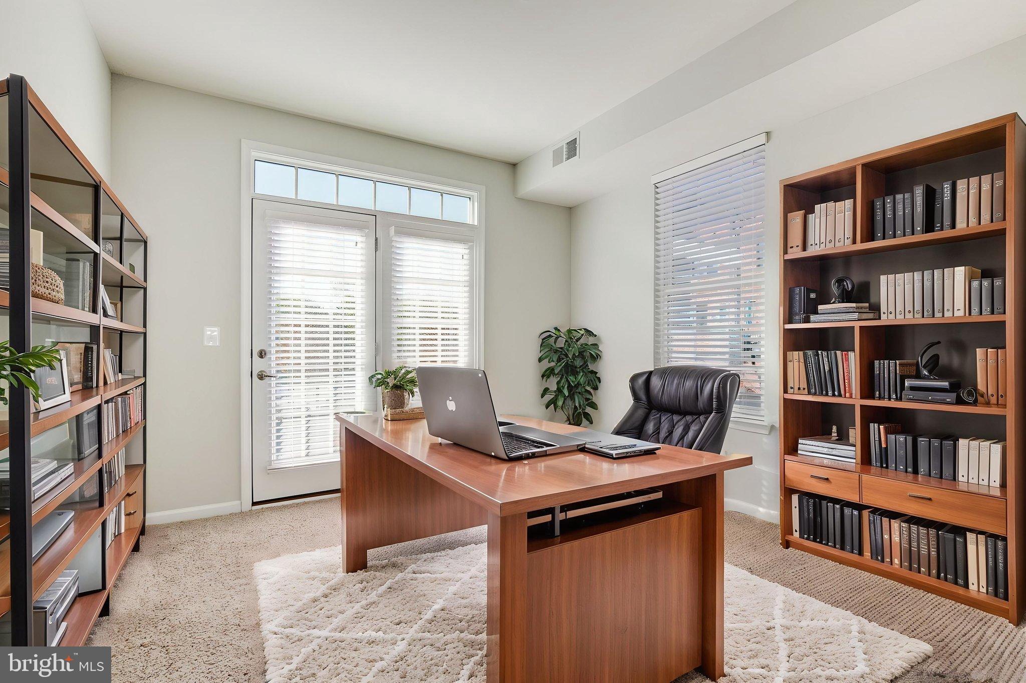 451 KORNBLAU TERRACE SE