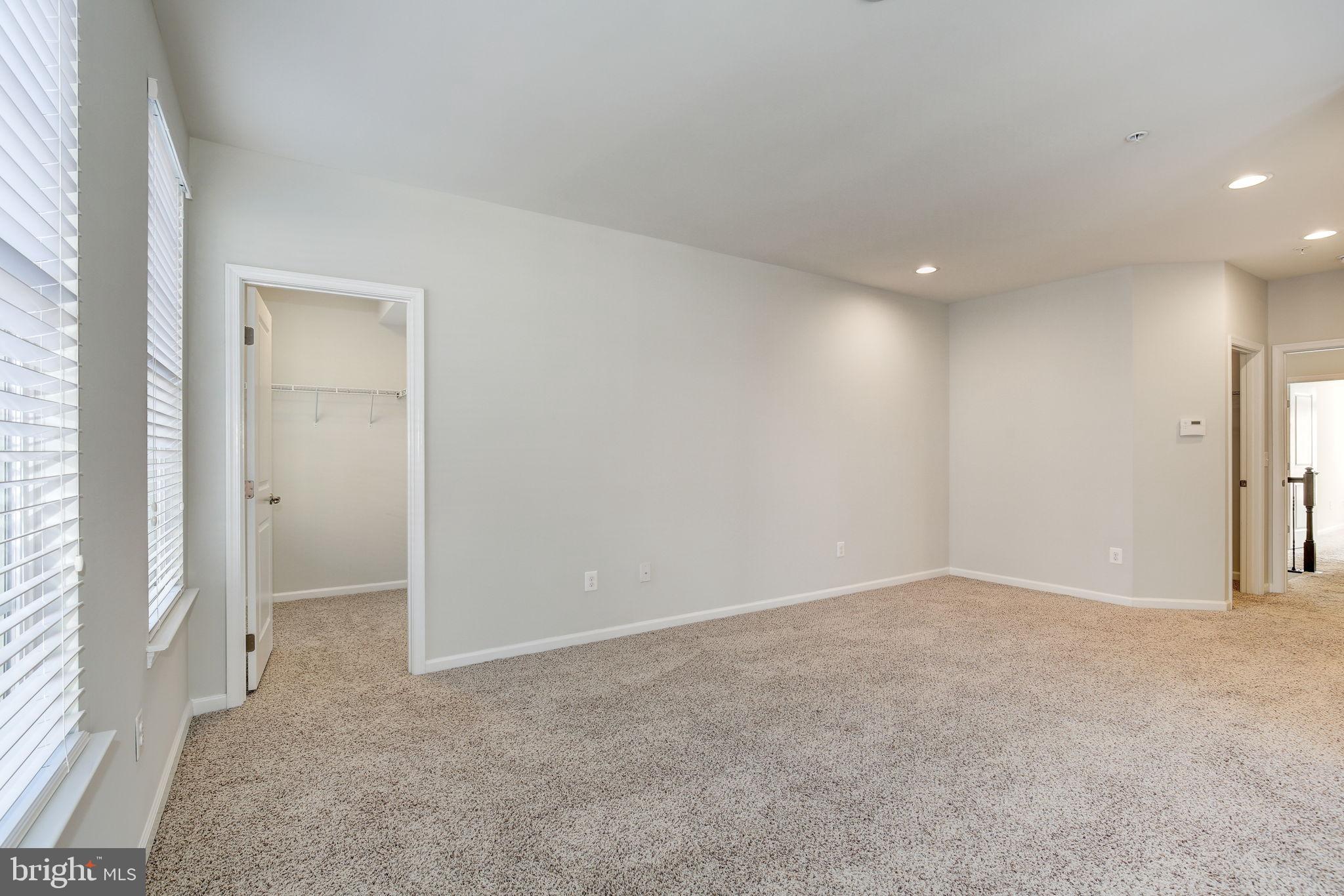 451 KORNBLAU TERRACE SE