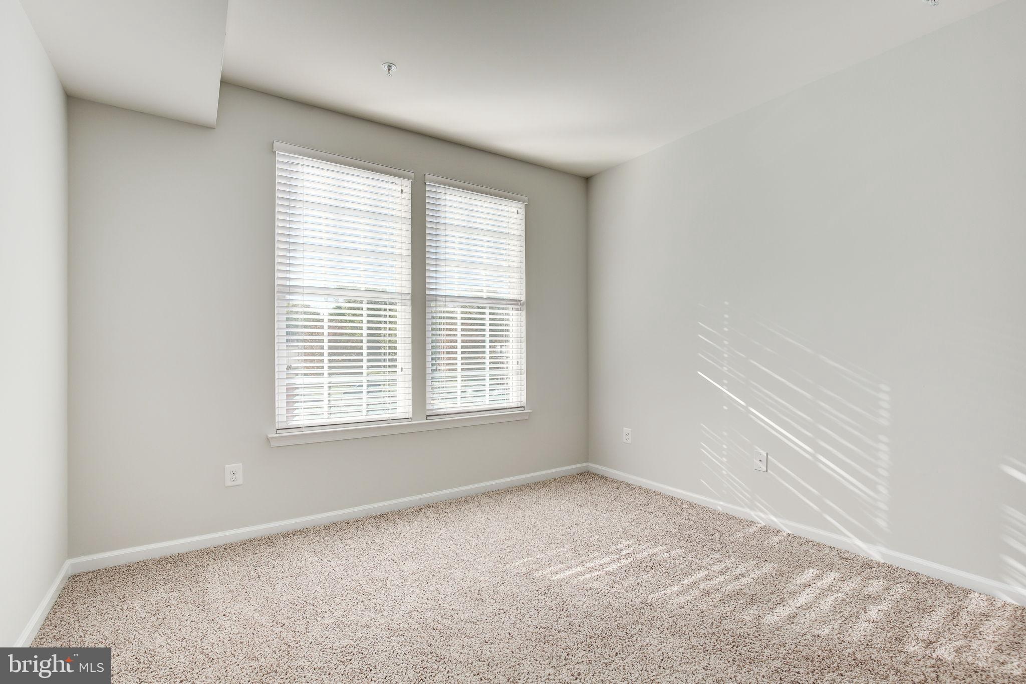 451 KORNBLAU TERRACE SE