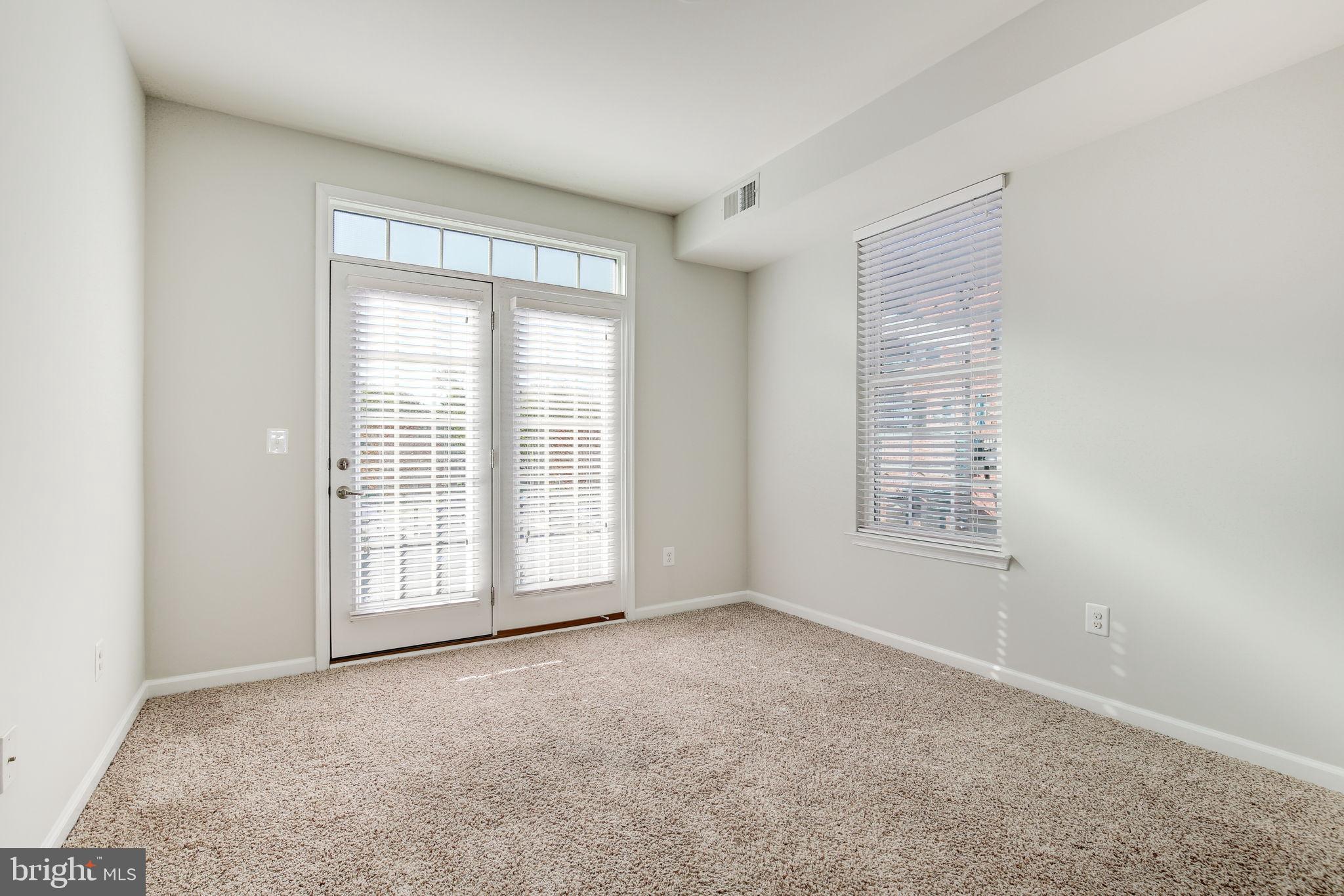 451 KORNBLAU TERRACE SE