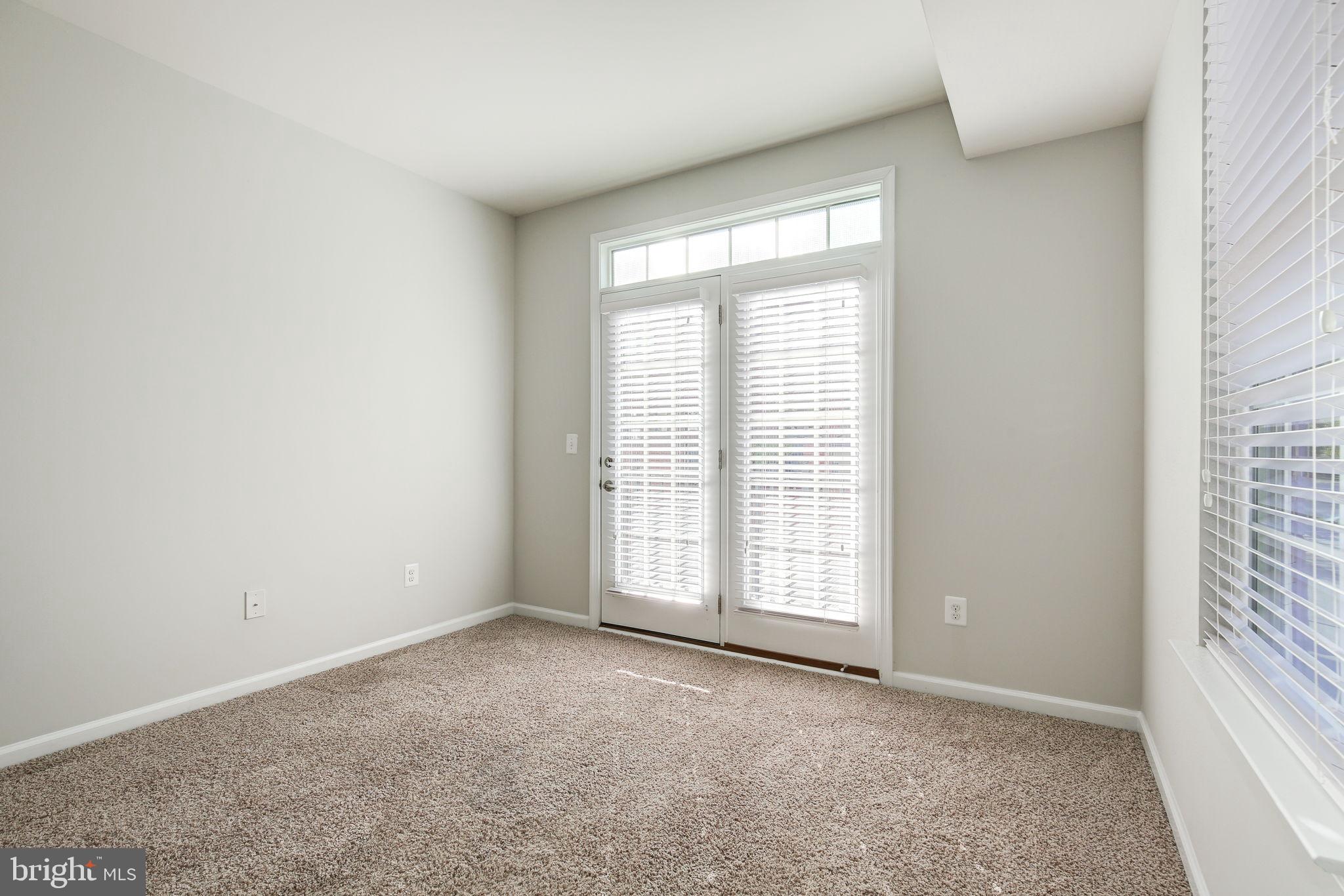 451 KORNBLAU TERRACE SE