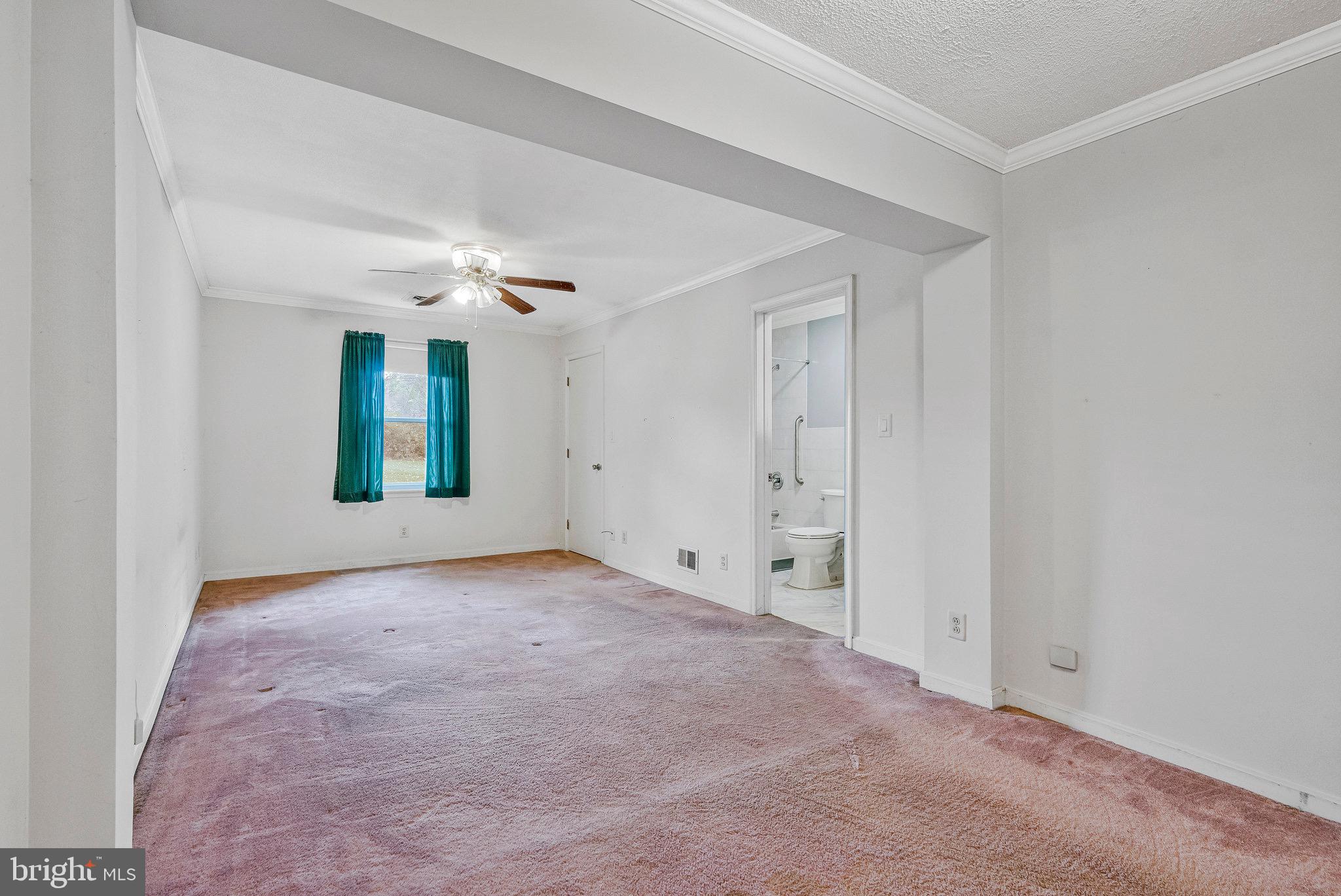 202 N FIR COURT