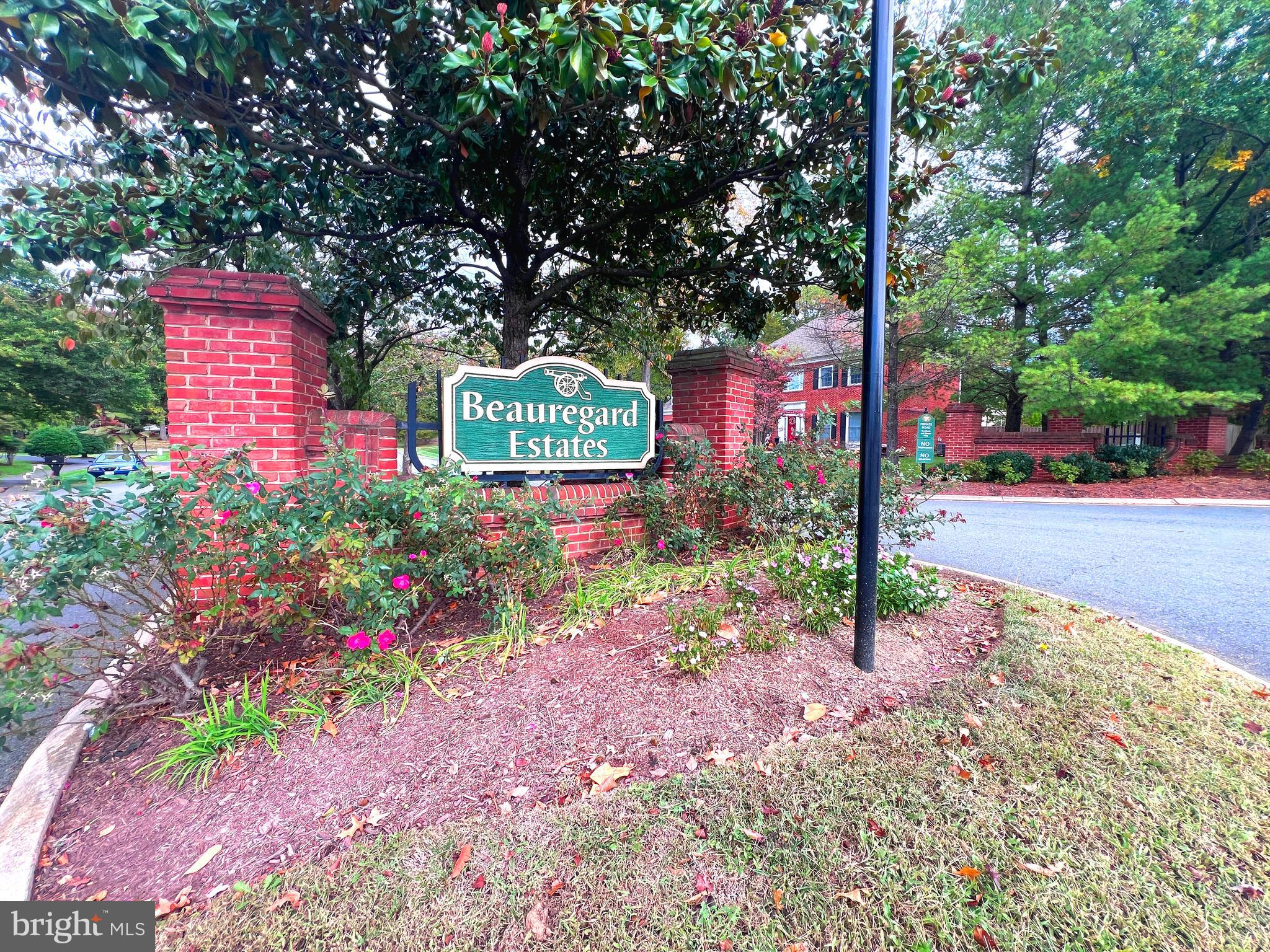 507 BRECKINRIDGE SQUARE SE