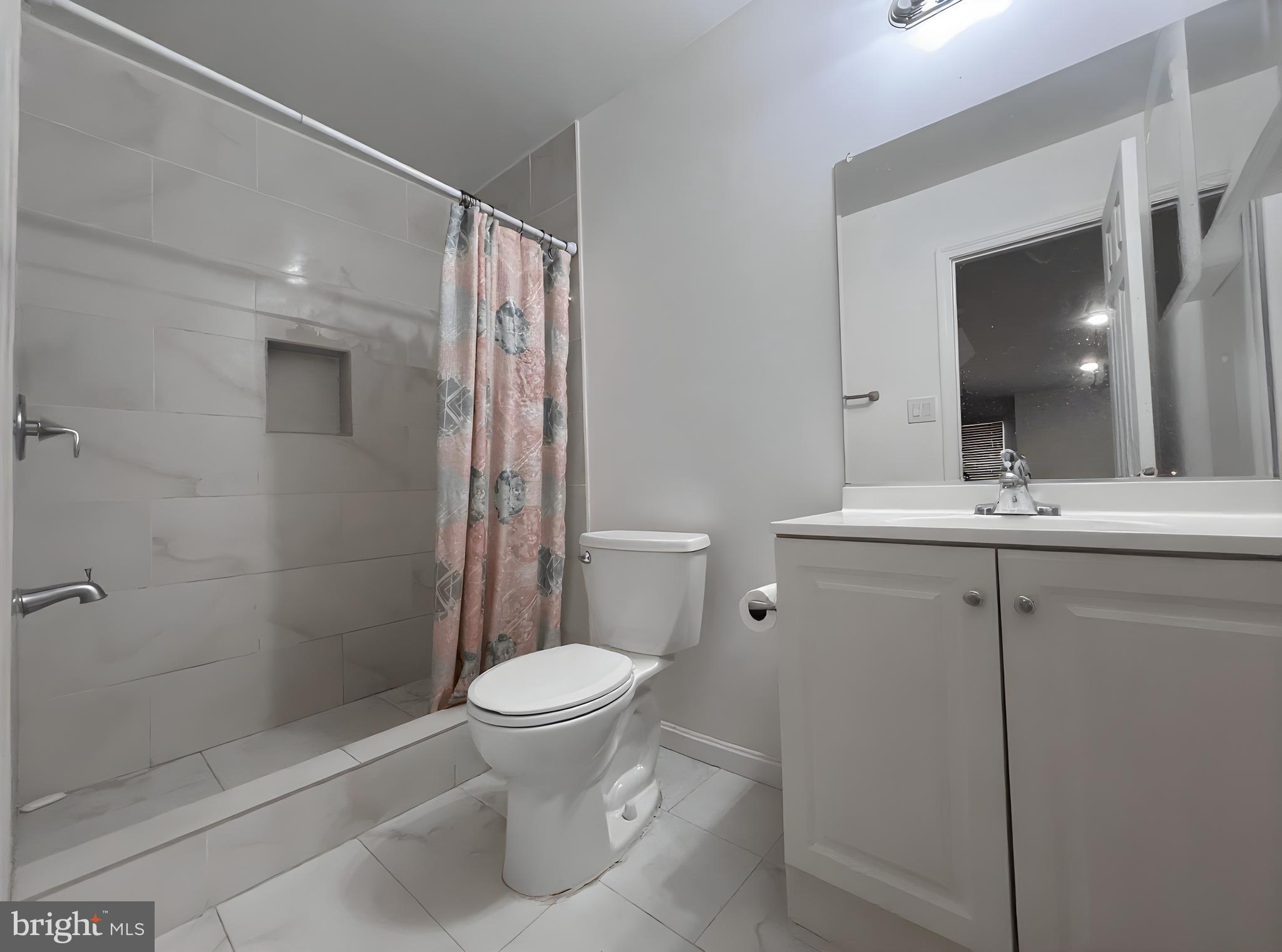 507 BRECKINRIDGE SQUARE SE