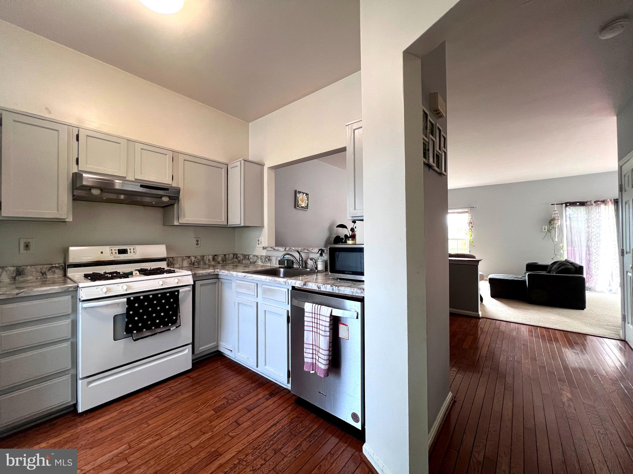 507 BRECKINRIDGE SQUARE SE