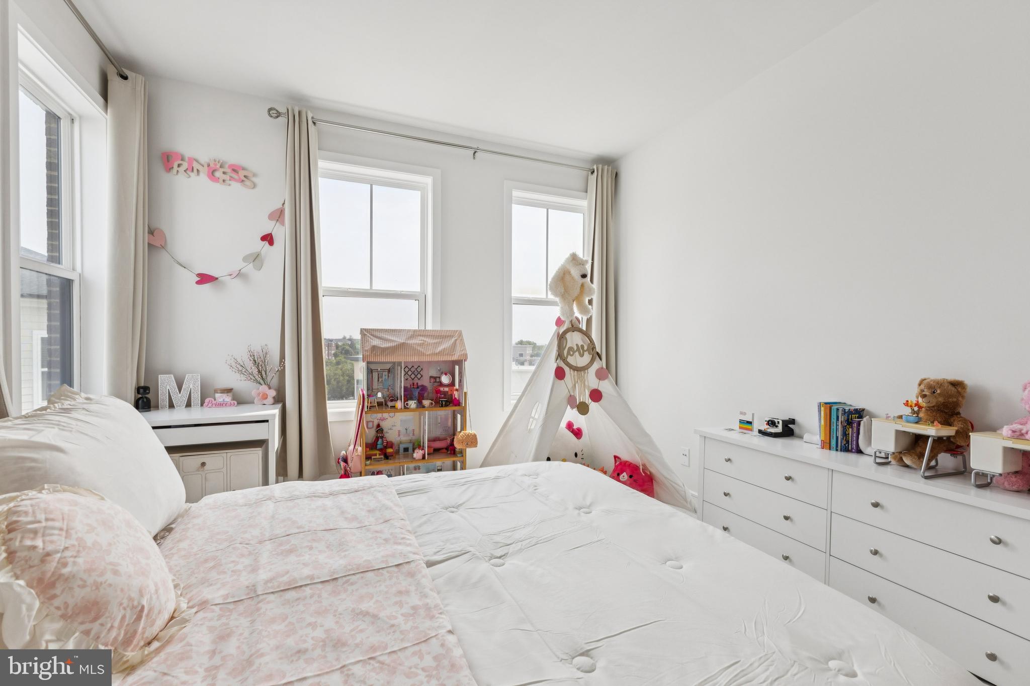 42597 NUBBINS TERRACE