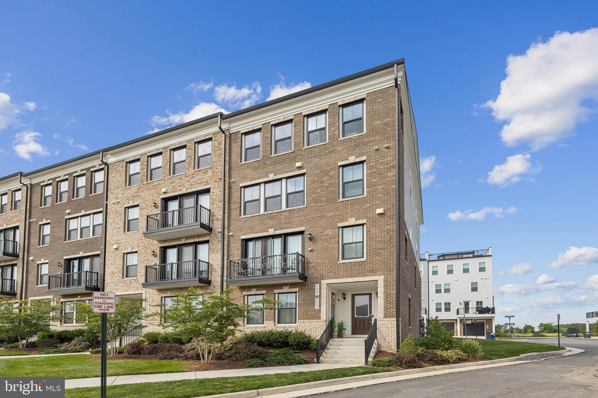 42597 NUBBINS TERRACE