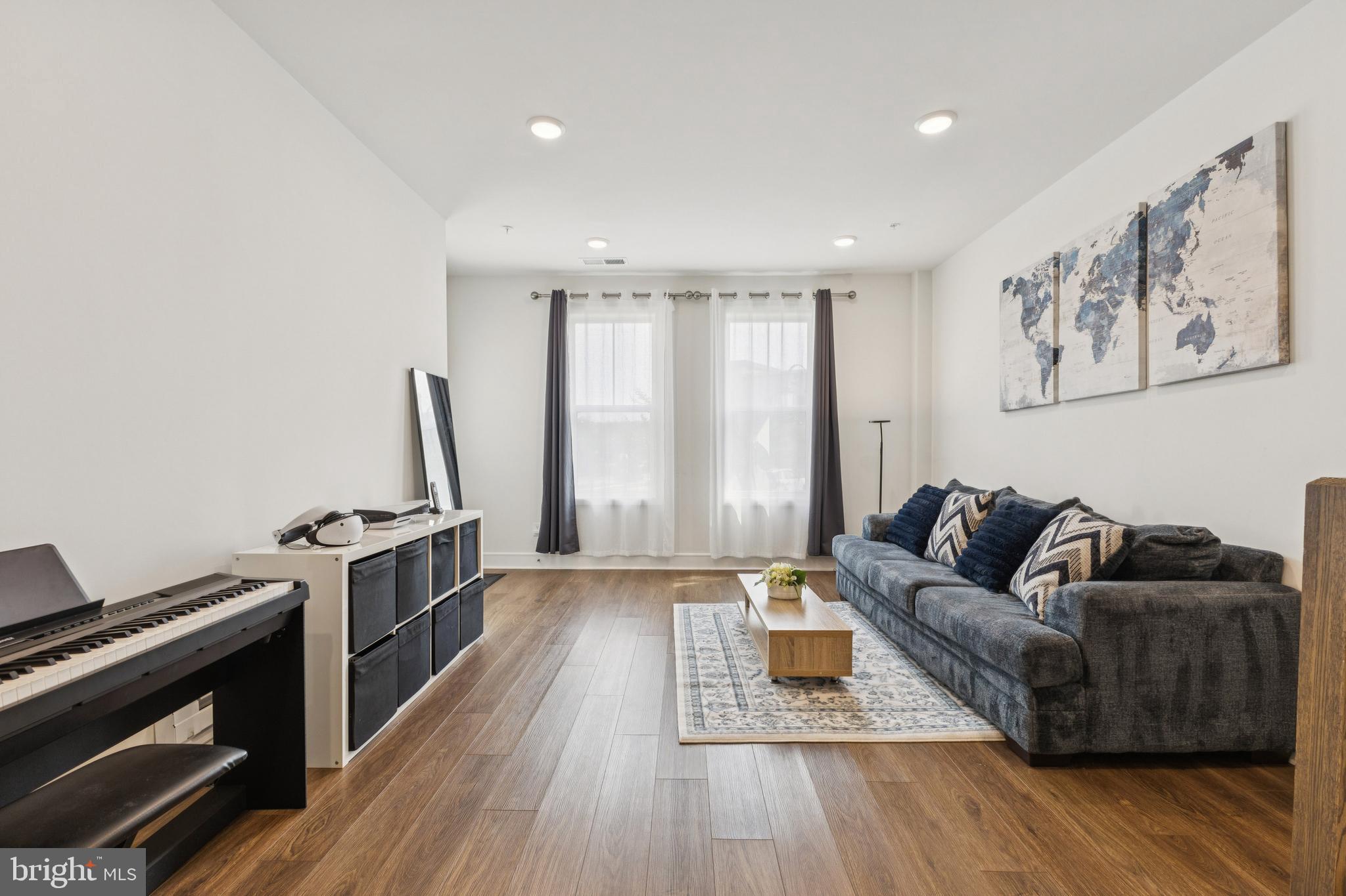 42597 NUBBINS TERRACE