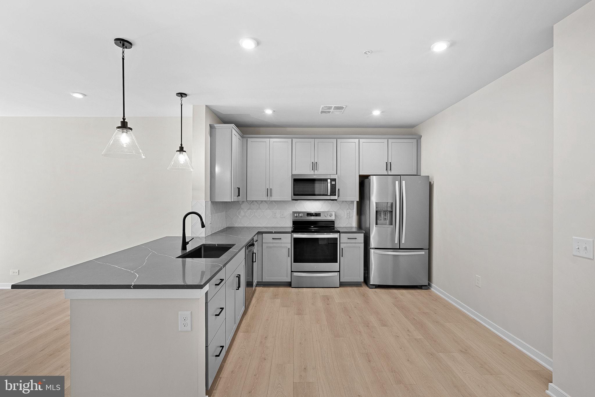 750 MOUNT AIRY TERRACE NE 304