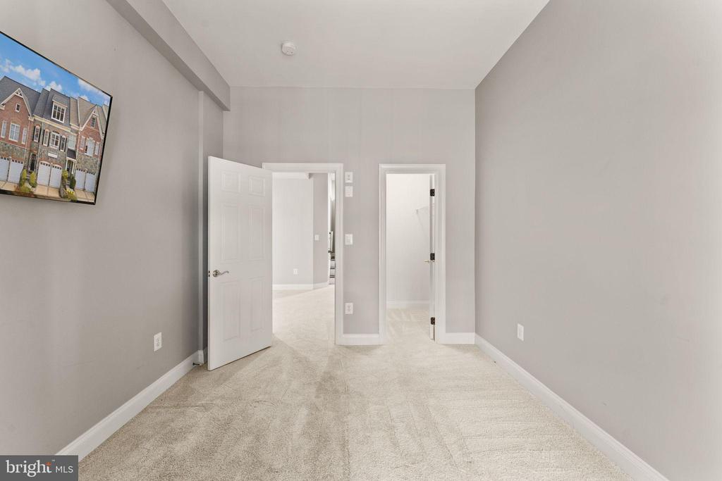 18212 CYPRESS POINT TERRACE