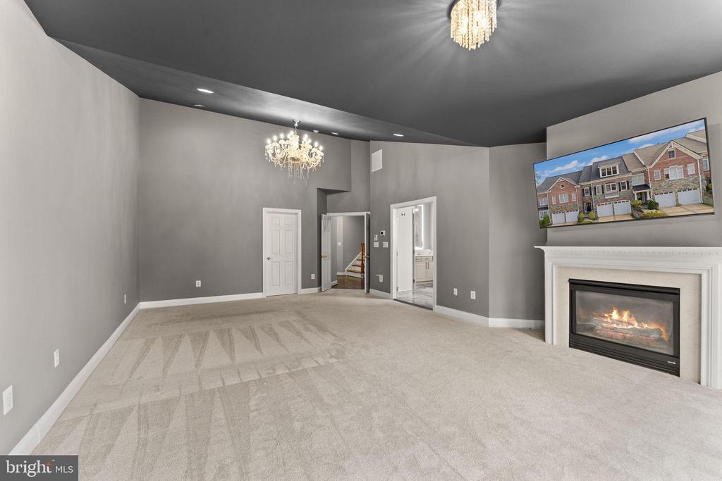 18212 CYPRESS POINT TERRACE
