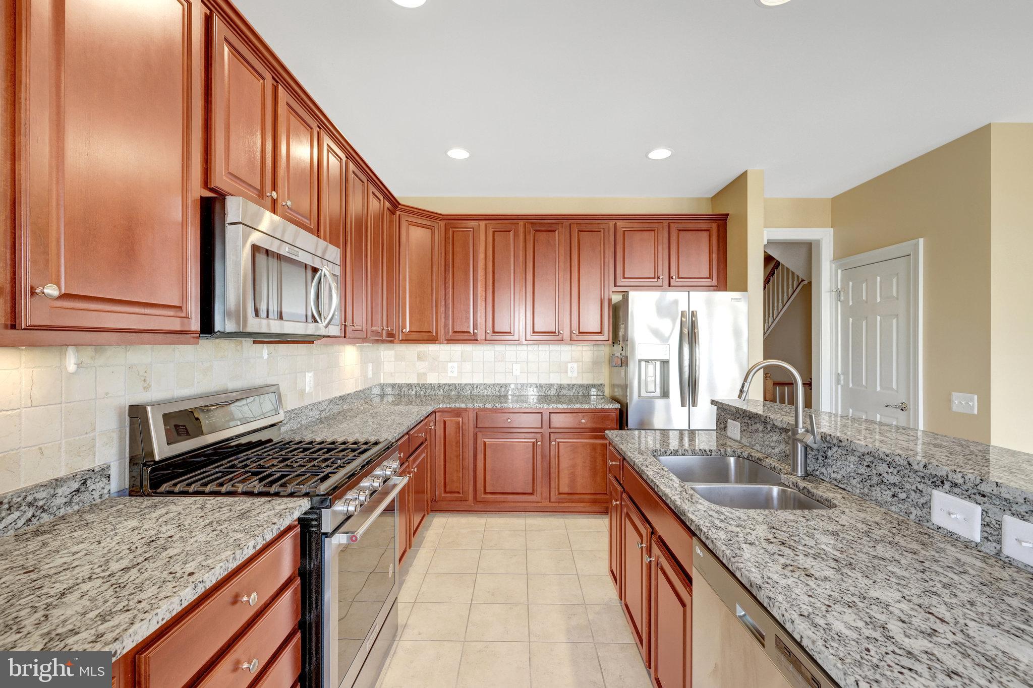 348 PINK AZALEA TERRACE SE