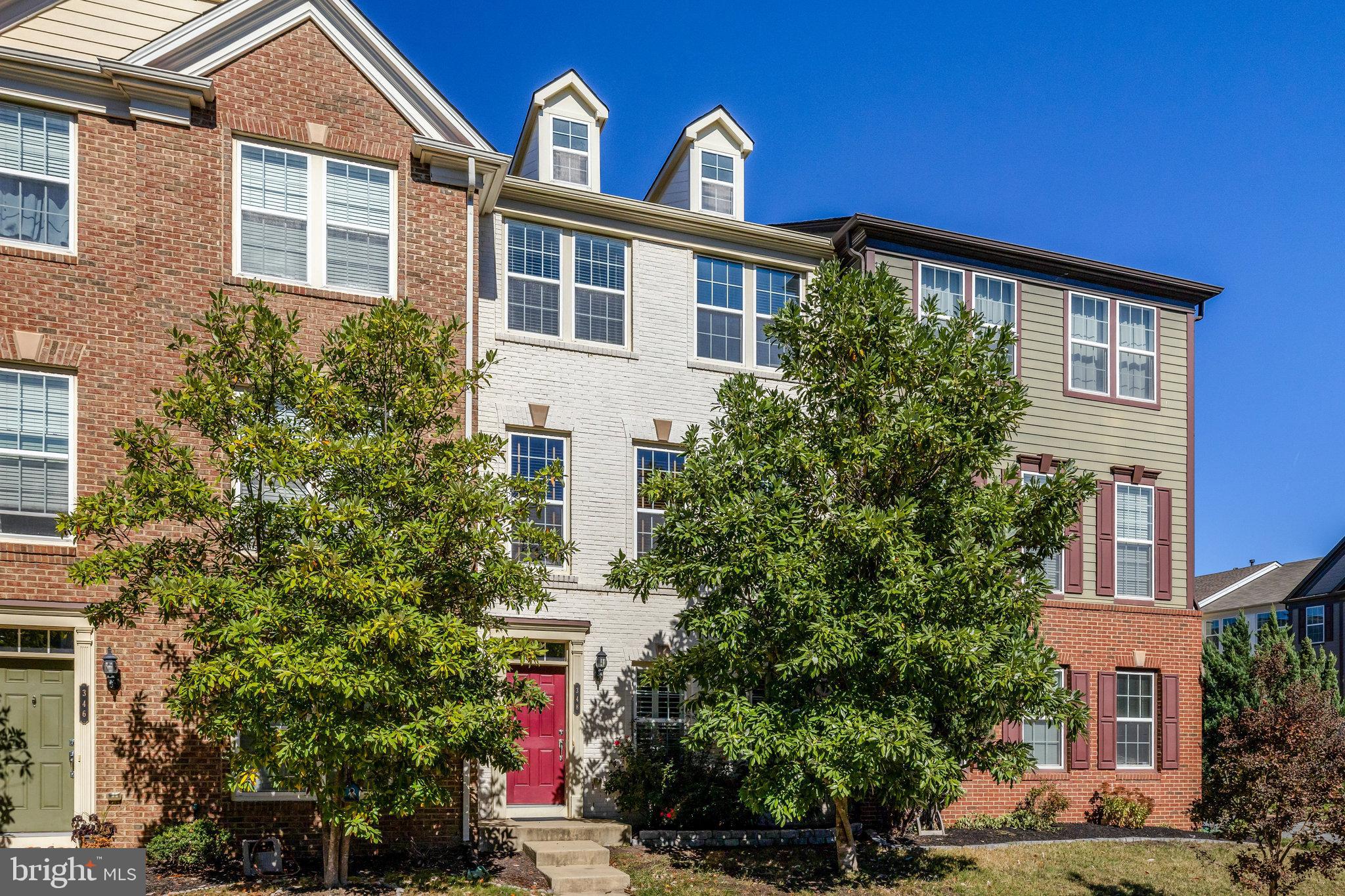 348 PINK AZALEA TERRACE SE