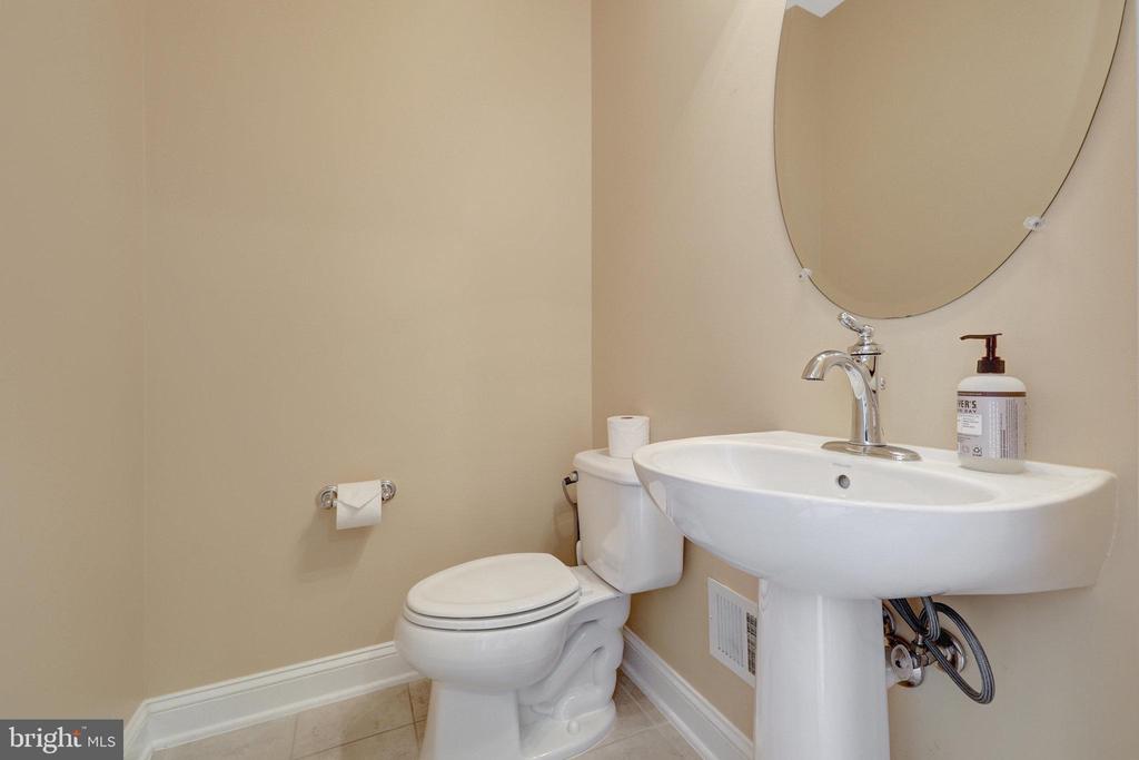 348 PINK AZALEA TERRACE SE