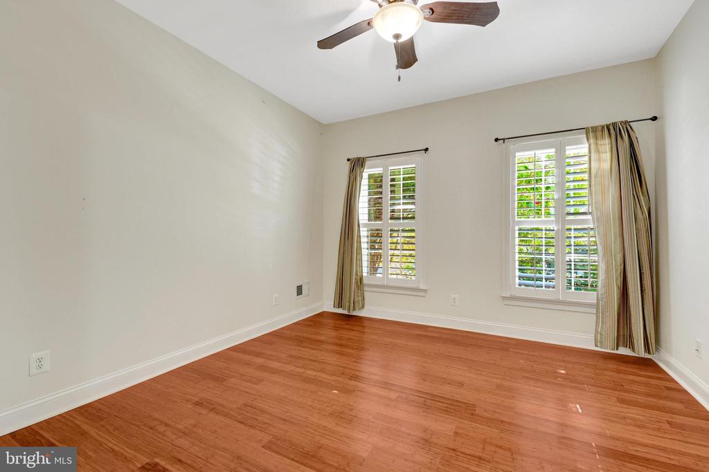 348 PINK AZALEA TERRACE SE