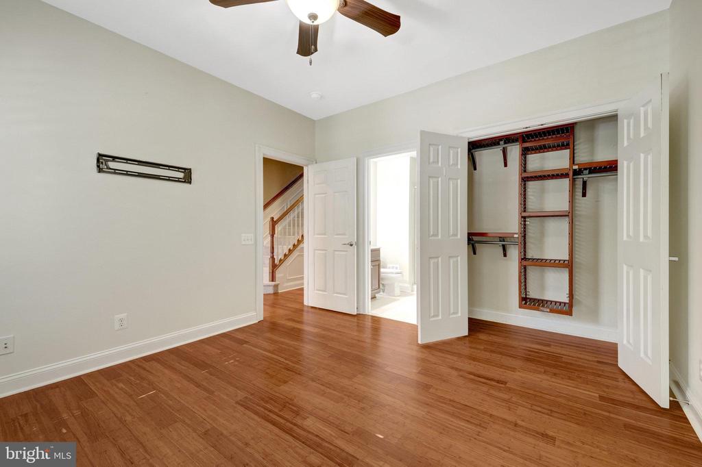 348 PINK AZALEA TERRACE SE