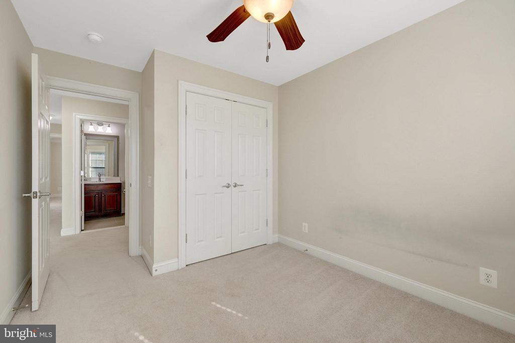 348 PINK AZALEA TERRACE SE
