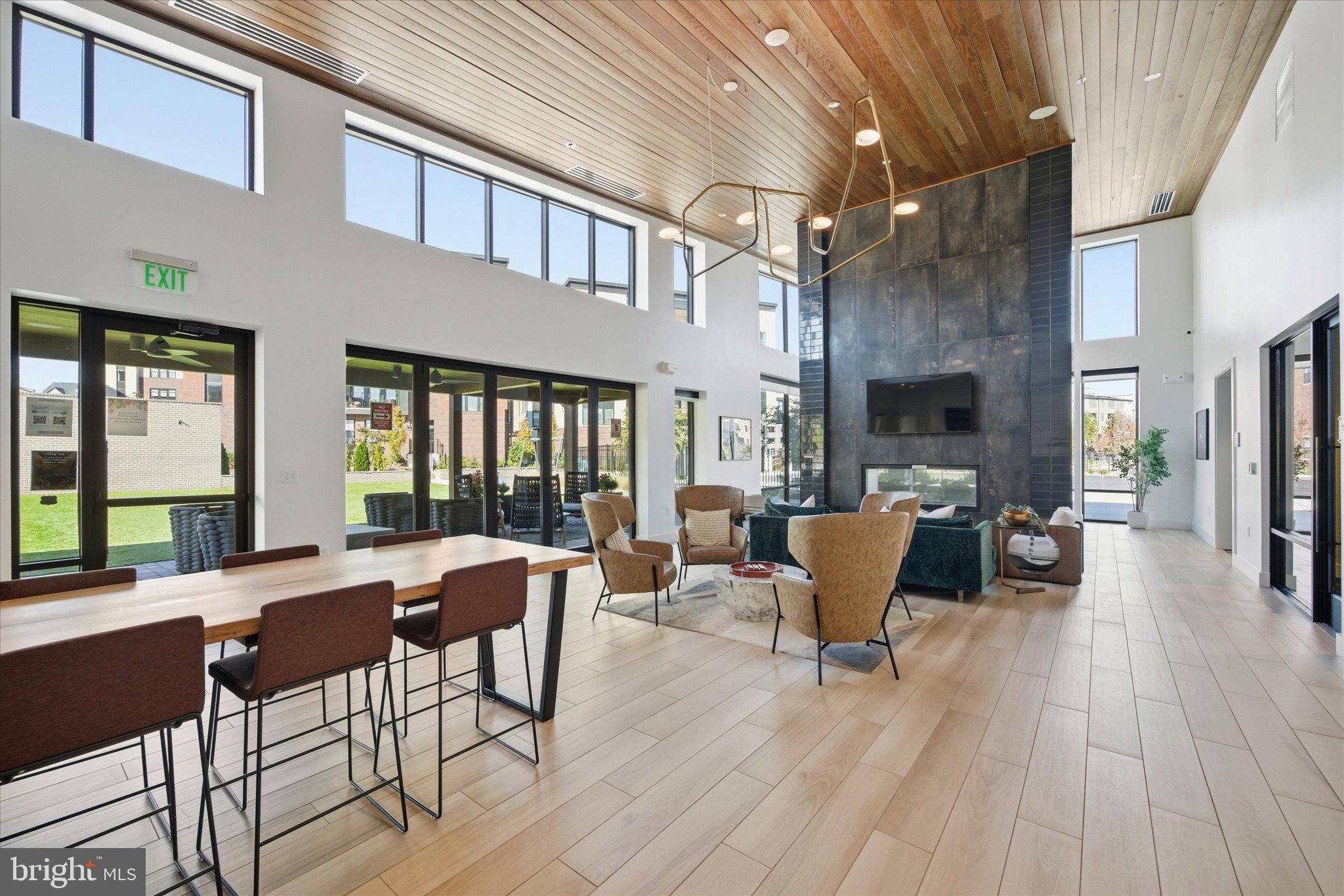 22361 ROANOKE RISE TERRACE