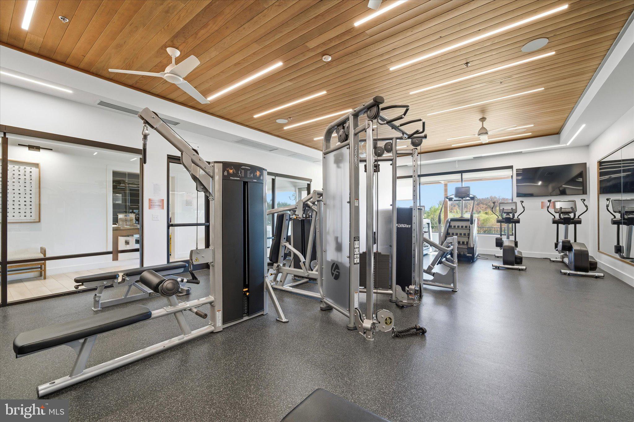 22361 ROANOKE RISE TERRACE