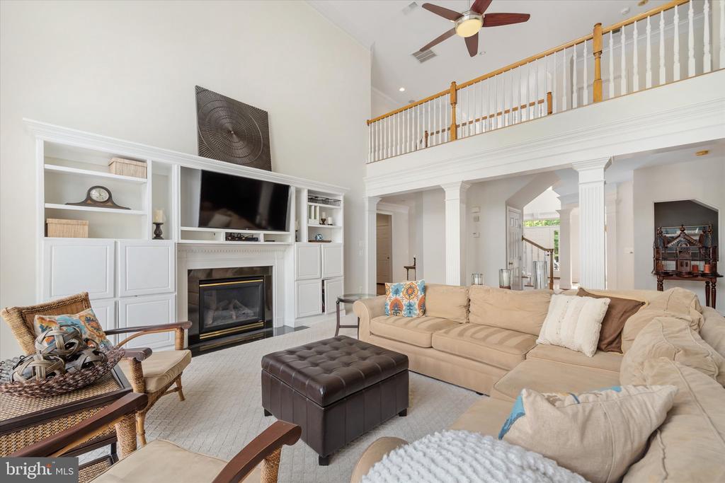 43146 SCENIC CREEK WAY
