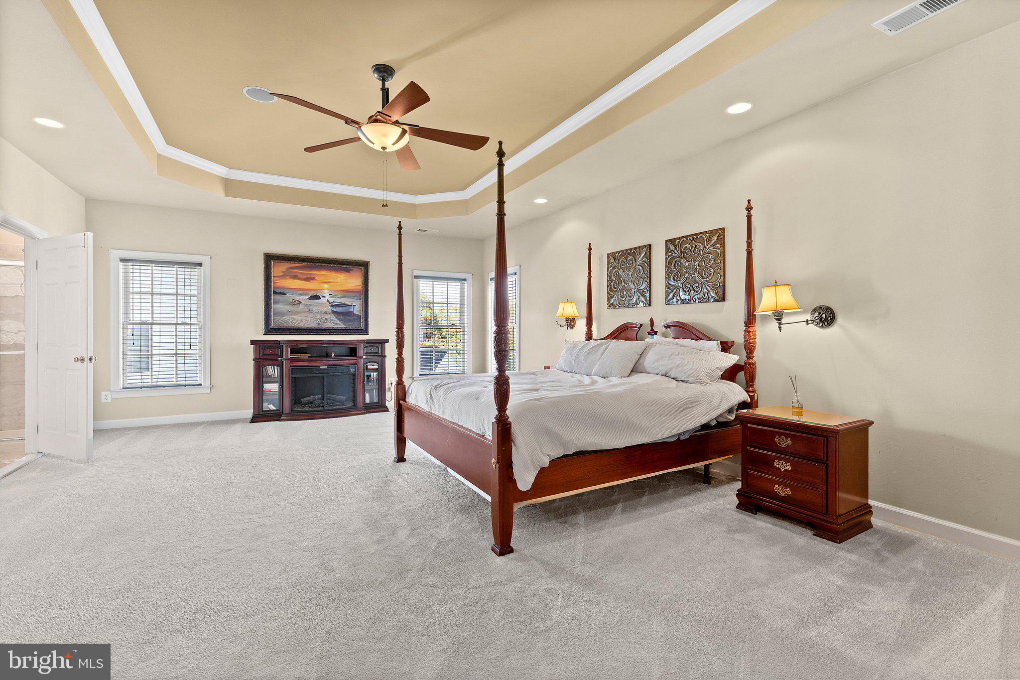 43146 SCENIC CREEK WAY