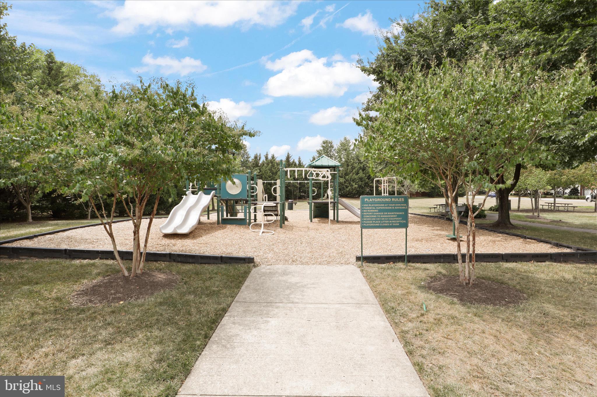 42824 EDGEGROVE HEIGHTS TERRACE