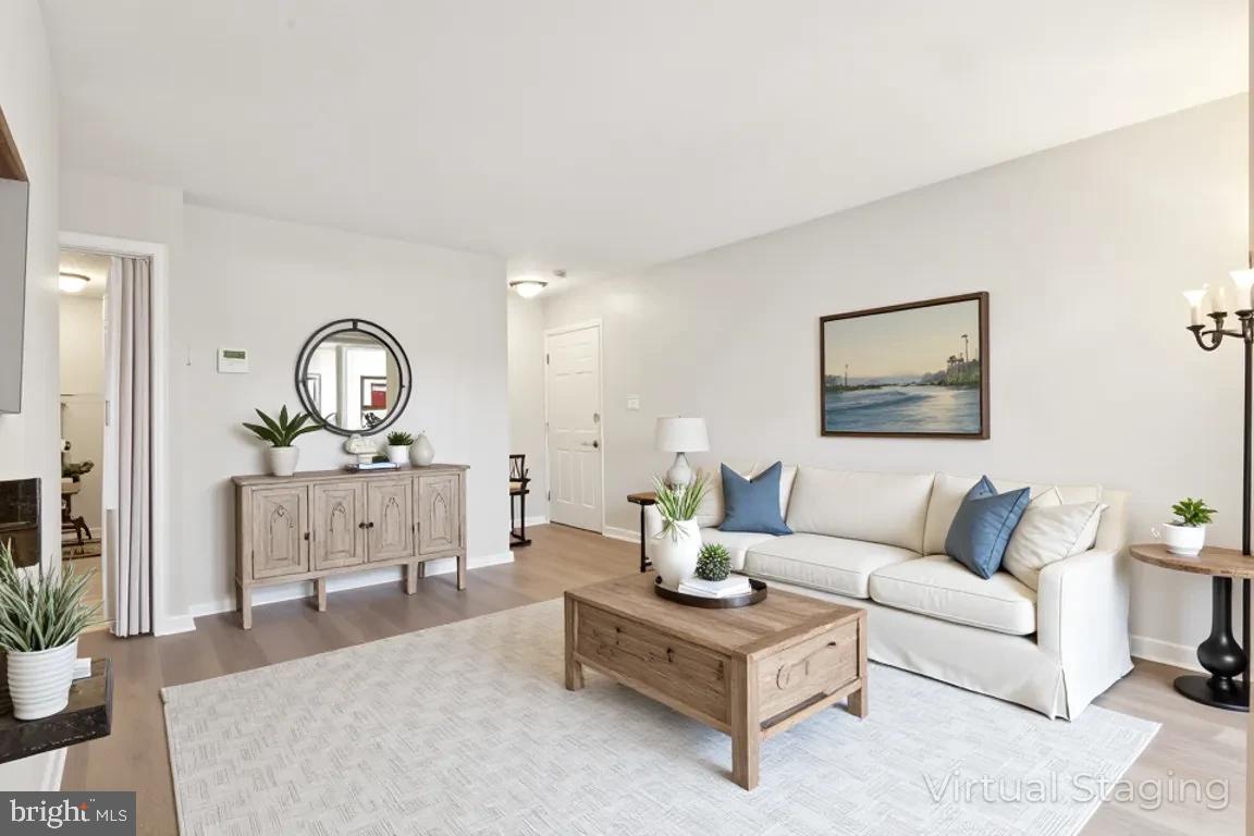 108 WESTWICK COURT 4