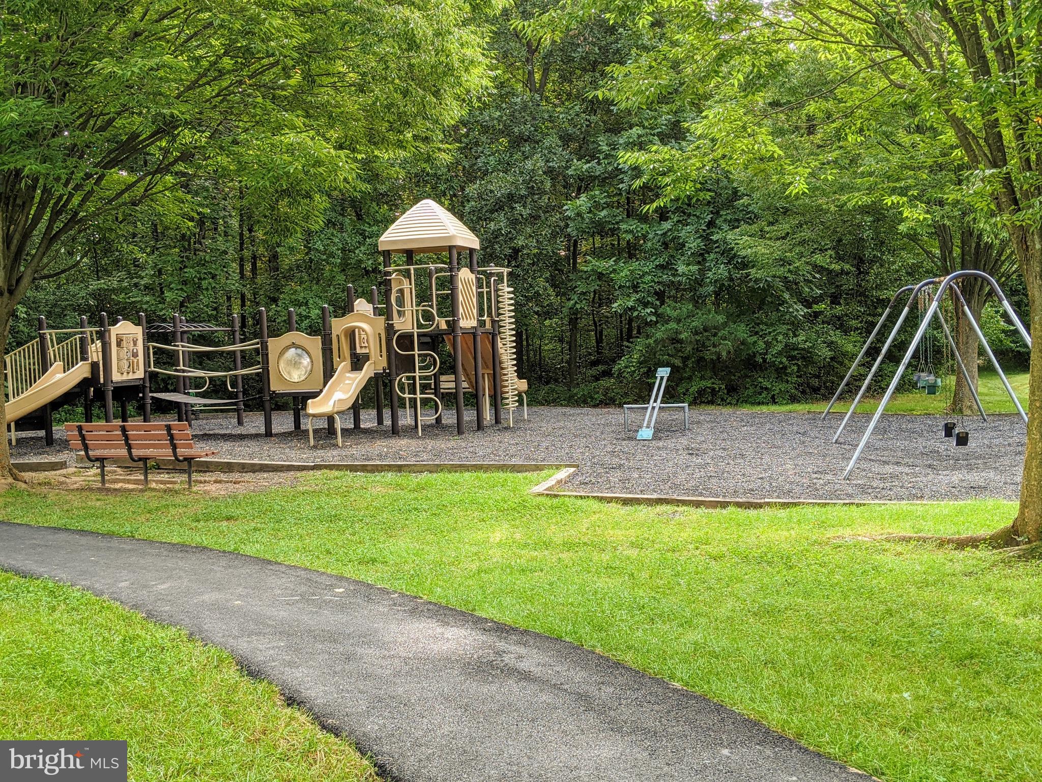 108 WESTWICK COURT 4