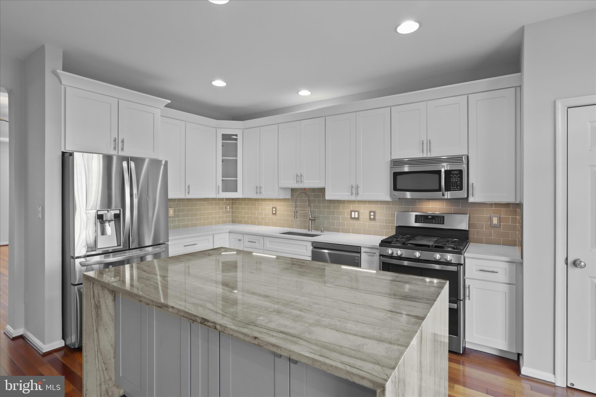 24686 NETTLE MILL SQUARE