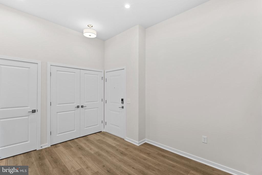700 MOUNT AIRY TERRACE NE 403A