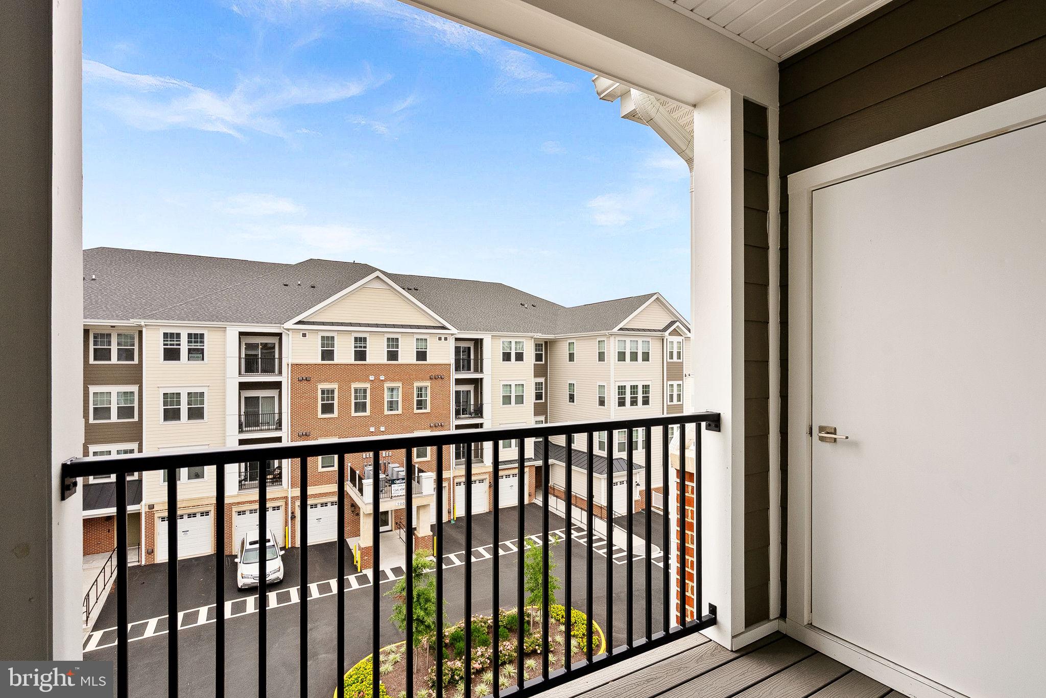 700 MOUNT AIRY TERRACE NE 403A