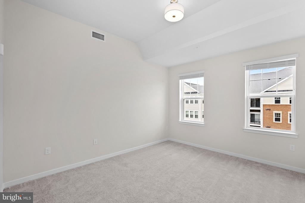 700 MOUNT AIRY TERRACE NE 403A