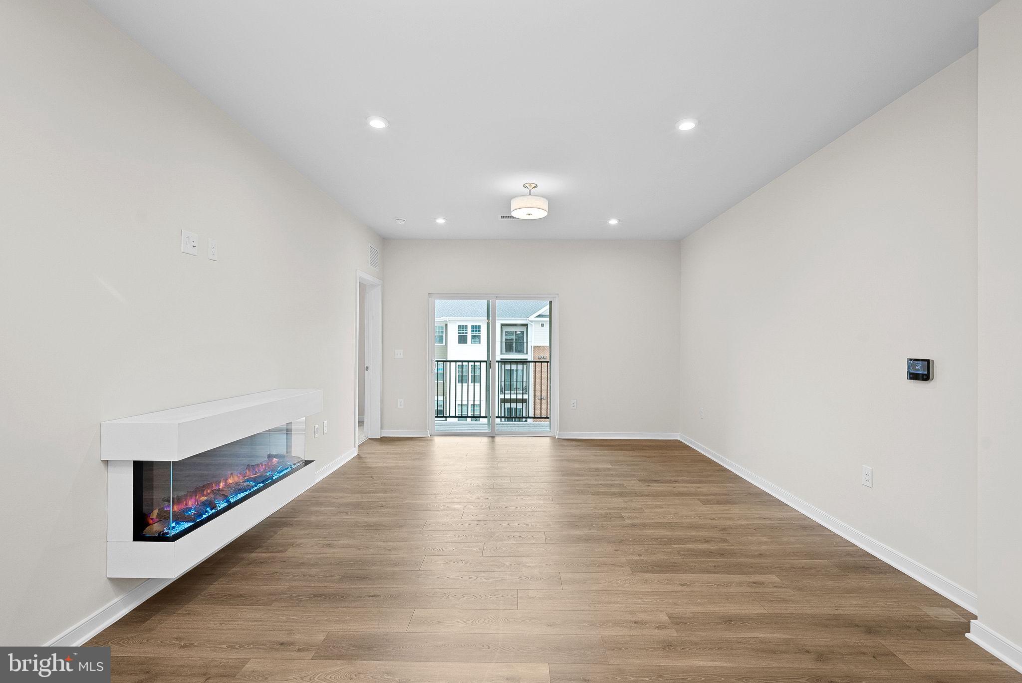 700 MOUNT AIRY TERRACE NE 403A