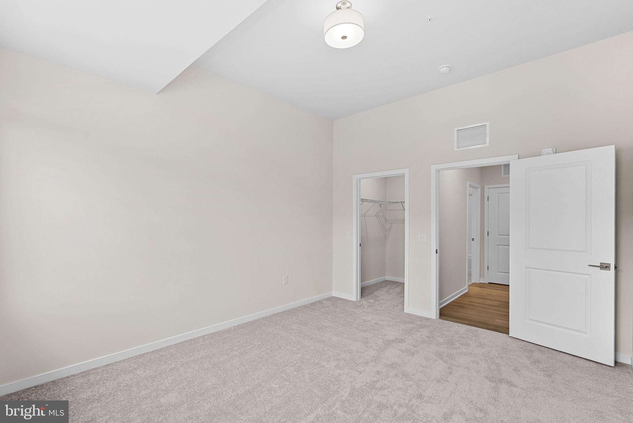 700 MOUNT AIRY TERRACE NE 403A