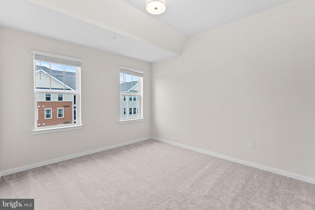 700 MOUNT AIRY TERRACE NE 403A