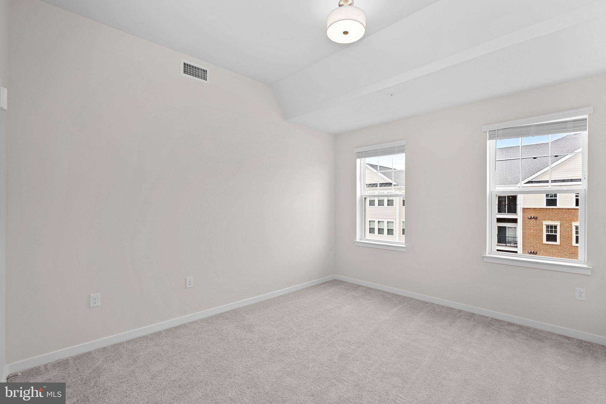 700 MOUNT AIRY TERRACE NE 403A