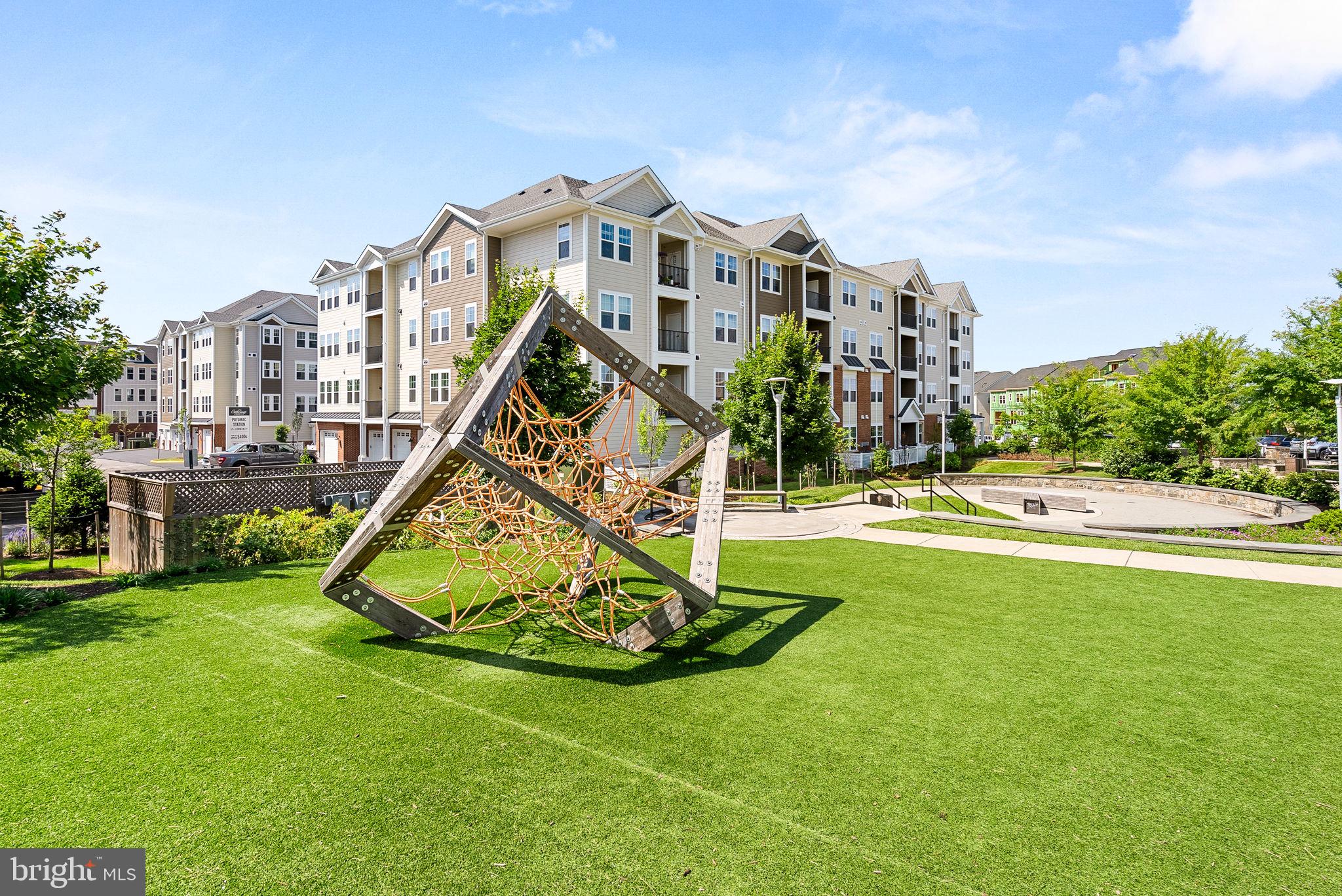 700 MOUNT AIRY TERRACE NE 403A