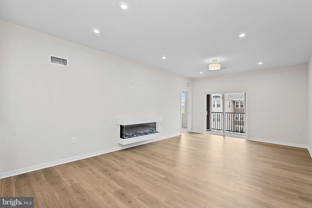 700 MOUNT AIRY TERRACE NE 403A