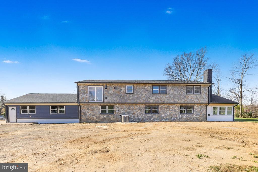 13762 BERLIN TURNPIKE