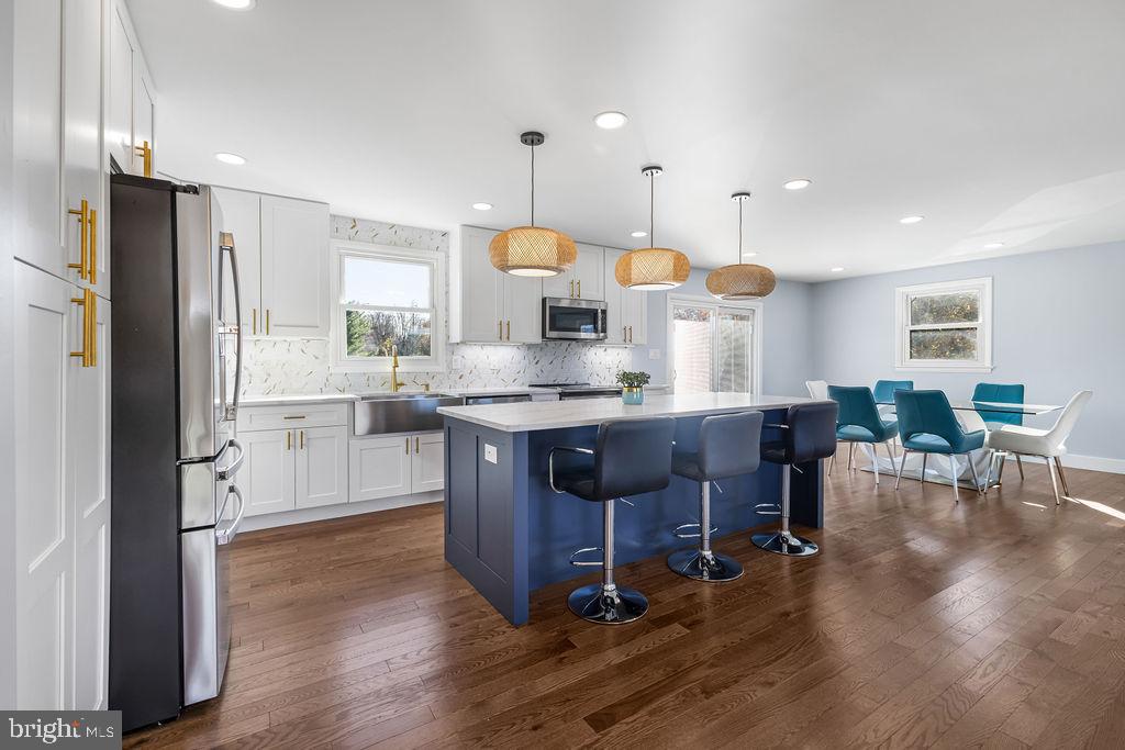 13762 BERLIN TURNPIKE